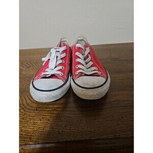 Red Converses size 3